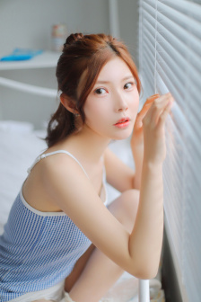 牧原美奈